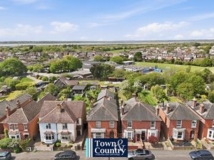 LADYSMITH AVENUE- click for photo gallery